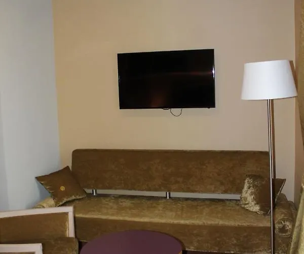 Szent Gellert מלון Székesfehérvár