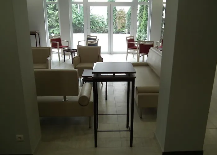 森特盖勒特酒店 3* Székesfehérvár